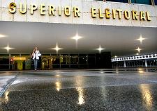 Clamos popular contra desonestidade de polticos gerou o Ficha Limpa